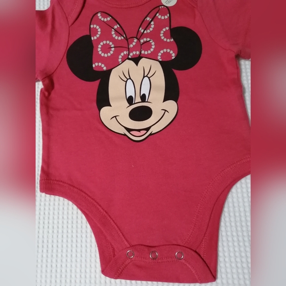 🔥SALE🔥 Navy Disney Minnie Mouse Baby Girl's Onesie NWT Sizes 0-3M, 3-6M - Picture 2 of 5